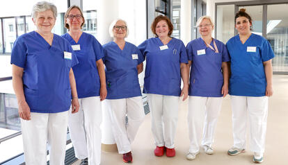 Palliativstation, zweite von rechts Stationsleitung Frau Engler und Team (Bild: GLKN)