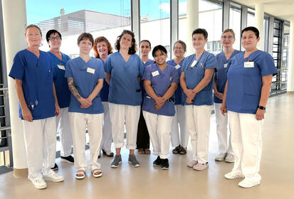 Station Ebenalp, von rechts: Stationsleitung Frau Demirtas mit Team (Bild: GLKN)