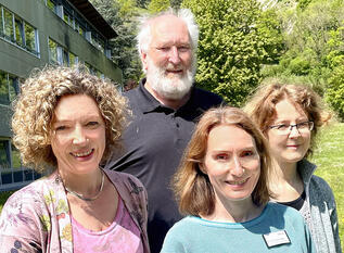 (V.l.): Gerlind Brooker, Fachärztin für Psychiatrie und Psychotherapie, Oberärztin; Dr. Dipl. Psych. Kurt-Christian Tennstädt; Dr. Dipl. Psych. Christine Röber-Naegele Psychologische Psychotherapeutin; Dr. Nadine Singer, Fachärztin für Innere Medizin (Bild: GLKN)