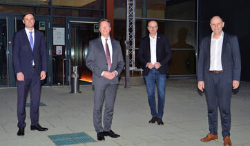 Landrat Zeno Danner, GLKN-Geschäftsführer Bernd Sieber, der Konstanzer OB Uli Burchardt und der Singener OB Bernd Häusler im Rahmen der Pressekonferenz am 11.03.2022. Bild: Jagode