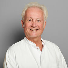 Dr. med. Sebastian J. Jung (Facharzt für Innere Medizin)